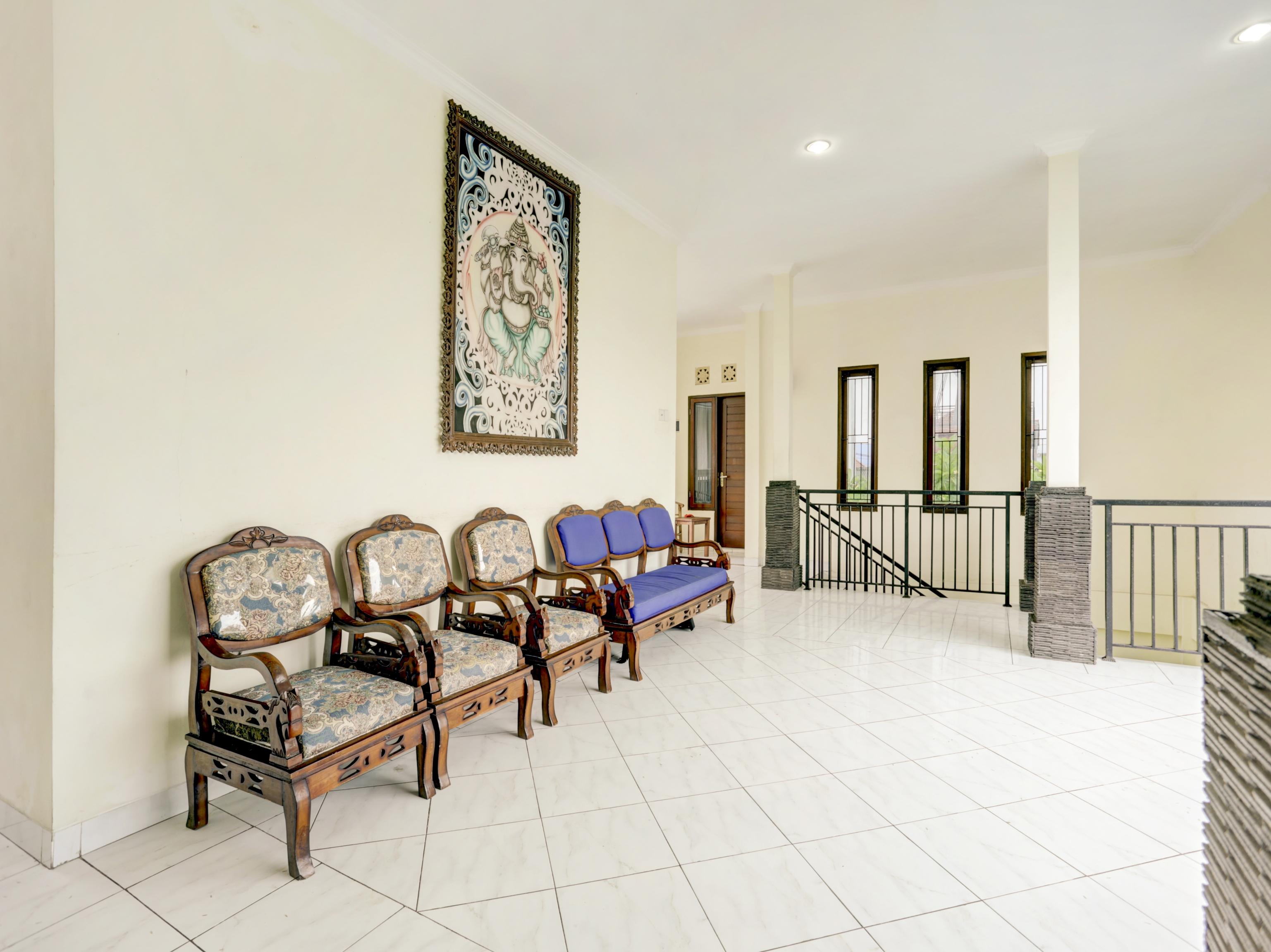 Teges Inn Kuta Kuta  Ngoại thất bức ảnh