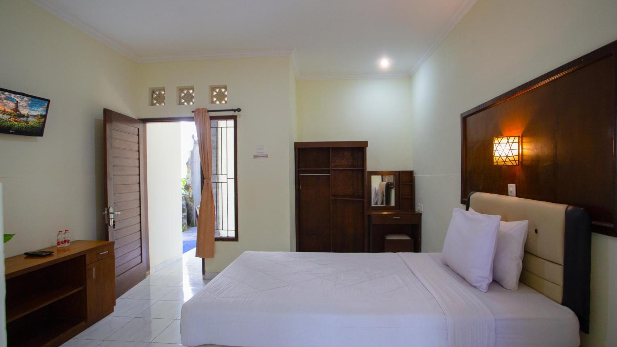 Teges Inn Kuta Kuta  Ngoại thất bức ảnh