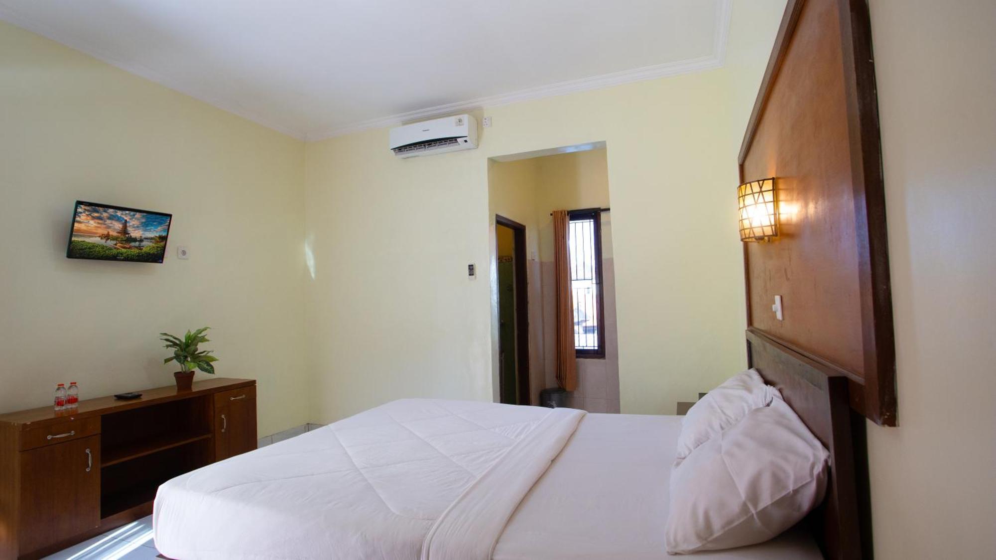 Teges Inn Kuta Kuta  Ngoại thất bức ảnh